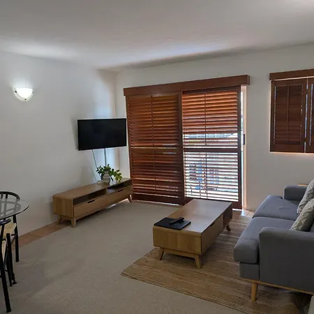 Inn Cairns-3