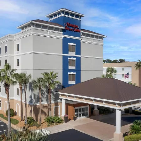 Hampton Inn & Suites Lake City-2