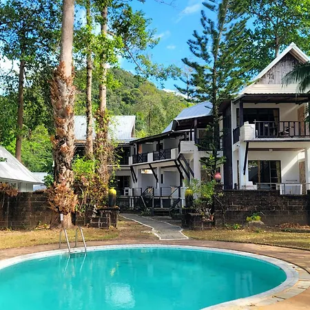 Koh Chang Cliff Beach Resort-3