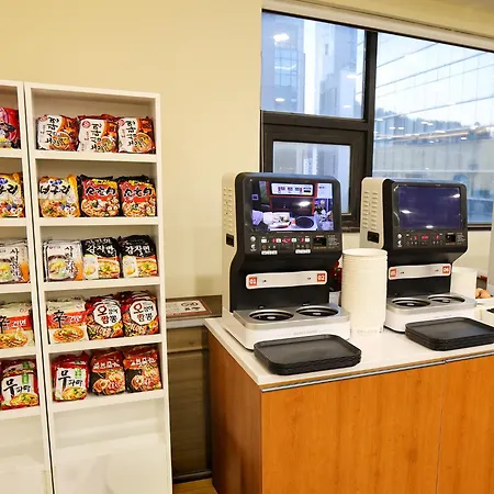 Hotel Skypark Myeongdong 1-3