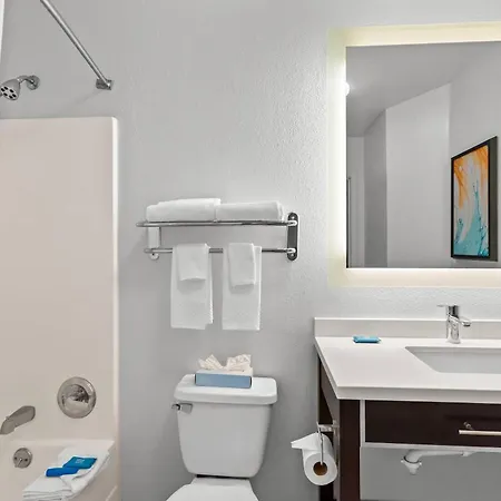 Mainstay Suites Louisville Jeffersontown-3