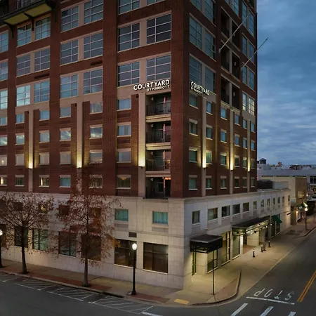 Courtyard By Marriott Little Rock Downtown-3