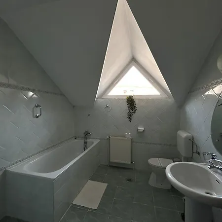 Pension La Noblesse-3