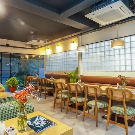 Amber Inn By Orion Hotels-2