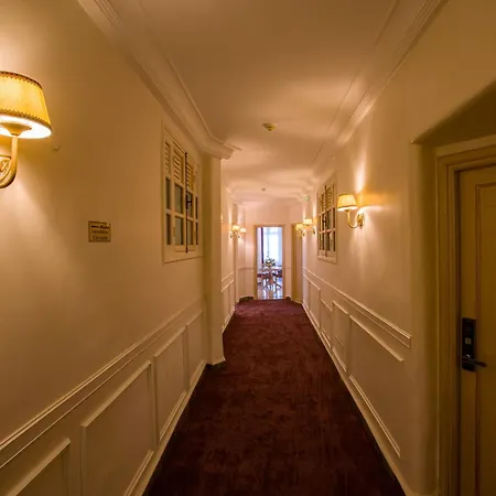 Majestic Hotel-2