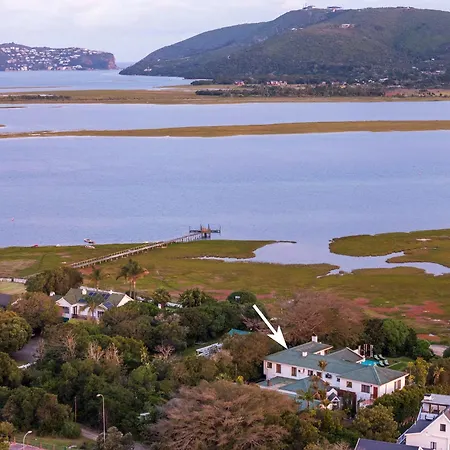 Waterfront Lodge-2