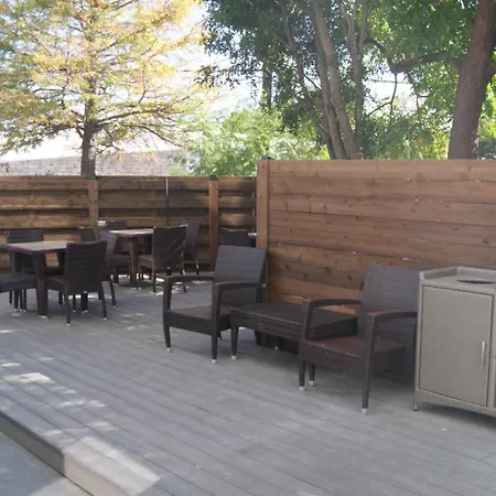 Holiday Inn Express & Suites San Antonio - Downtown Market Area By Ihg-2