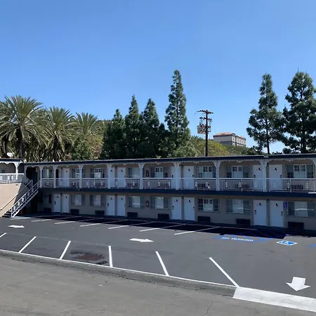 Riviera Motel-2