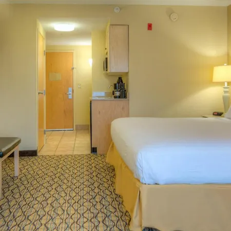 Holiday Inn Express Hotel & Suites Memphis Southwind By Ihg-2