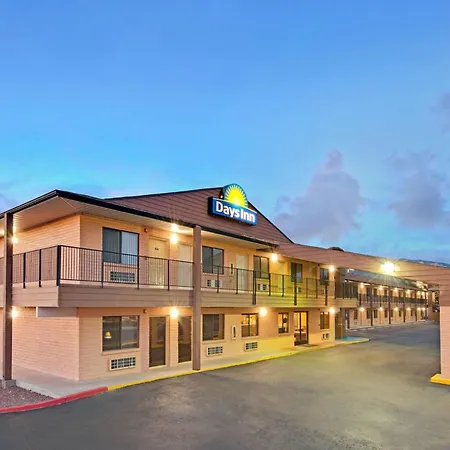Days Inn By Wyndham East Albuquerque 'Newly Renovated'-2