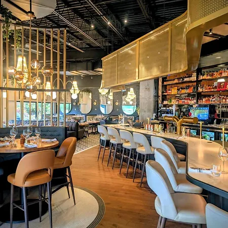 Holiday Inn Laval Montreal By Ihg-2