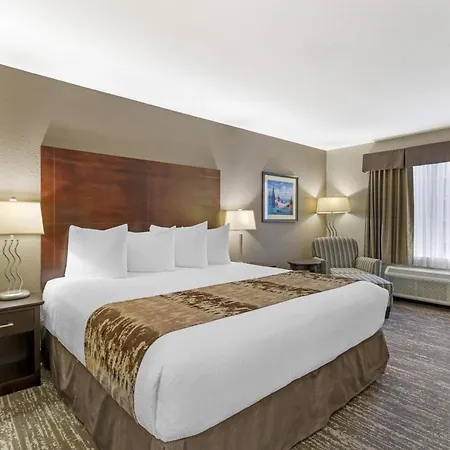 Best Western Plus Pembina Inn & Suites-2