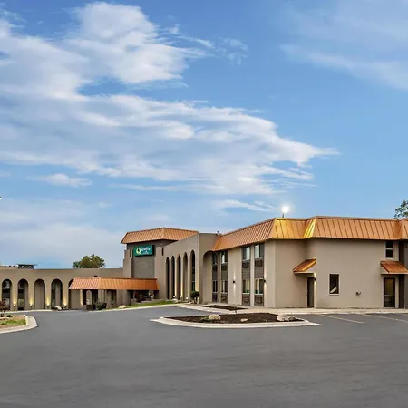 Quality Inn West Des Moines I-80 & I-235-2