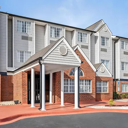Microtel Inn & Suites By Wyndham Statesville-2