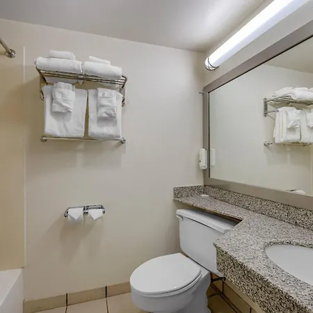 Quality Inn Enola - Harrisburg-2