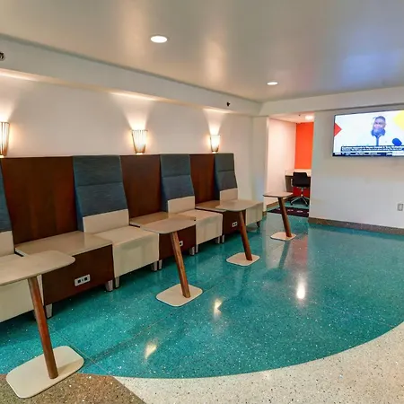 Oasis Hotel And Conv Center, An Ascend Collection Hotel-3