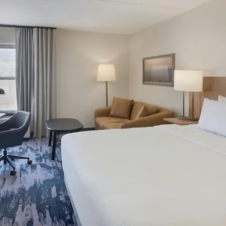 Fairfield Inn Las Vegas Convention Center-3