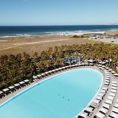 Wine & Books By The Sea, Algarve Resort-2