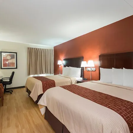Red Roof Inn & Suites Cincinnati North-Mason-2