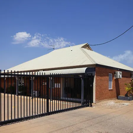 Burke & Wills Mt Isa-3