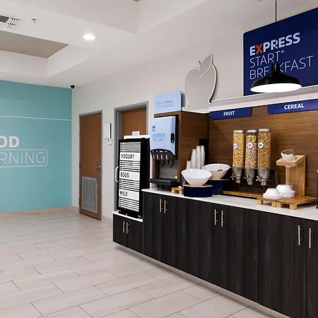 Holiday Inn Express Hotel And Suites Kingsville By Ihg-2