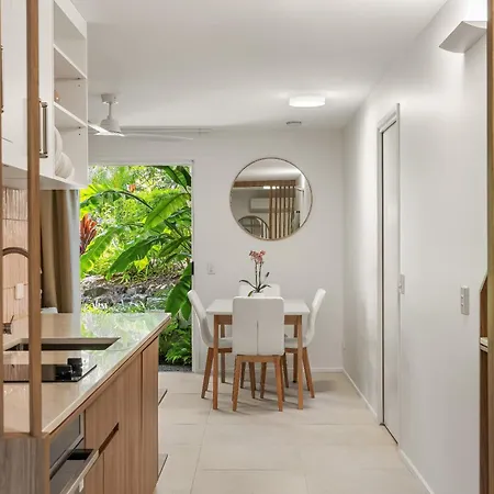 Noosa Outrigger Beach Resort-3