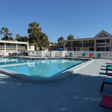 Days Inn By Wyndham Ocala North-3