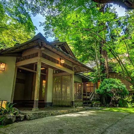 Nara Kasugaokuyama Tsukihitei-3