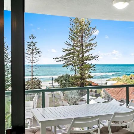 Emerald Sands Holiday Apartments-3