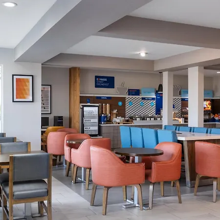 Holiday Inn Express Redding North By Ihg-3