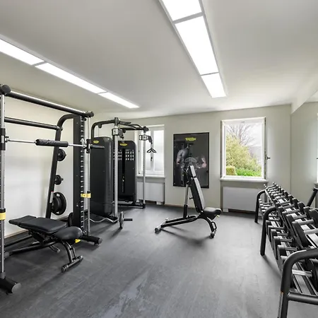 Residence L'Ulivo - Apartments In The City Center, With Fitness, Squash & Private Parking-2