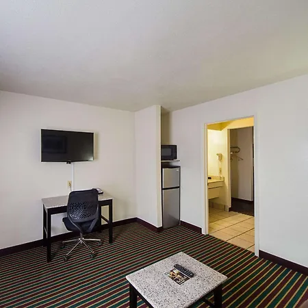 Quality Inn Del Rio-3