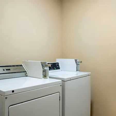Days Inn & Suites By Wyndham West Edmonton-2