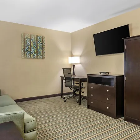 Best Western Long Beach Inn-2