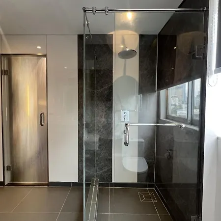 1O1 URBAN Jakarta Thamrin-3