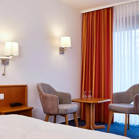 Hotel Am Steinberg-3