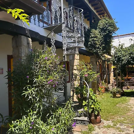 Pousada Solar do Algarve em Paraty há 5 minutos do Centro Histórico-2