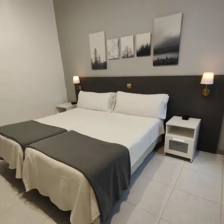 Hostal Cervantes-2