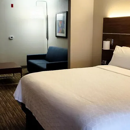 Holiday Inn Express Hotel & Suites Chicago South Lansing By Ihg-3