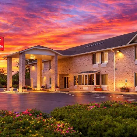 Econo Lodge Inn & Suites Fairview Heights St Louis-3