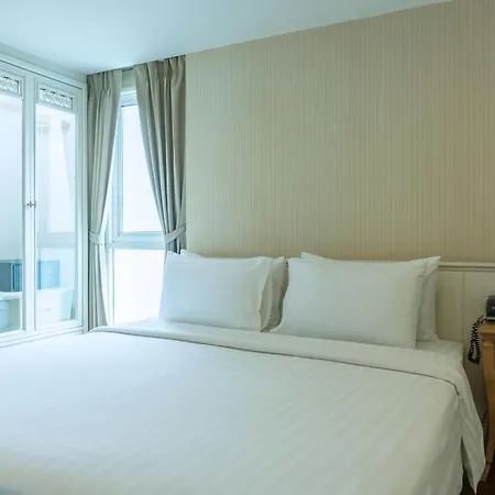Sabai Sathorn Service Apartment-2