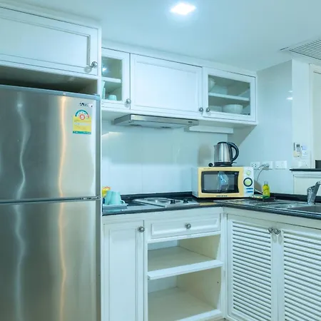 Sabai Sathorn Service Apartment-3