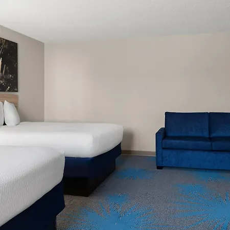 Days Inn By Wyndham Jamestown-3