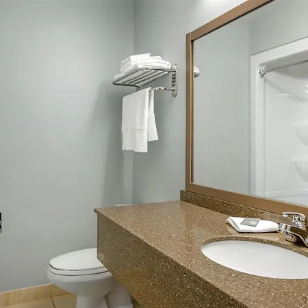 Best Western Plus Woodstock Hotel Conference Centre-2