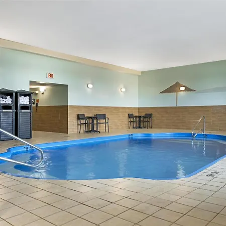 Best Western Plus Woodstock Hotel Conference Centre-2