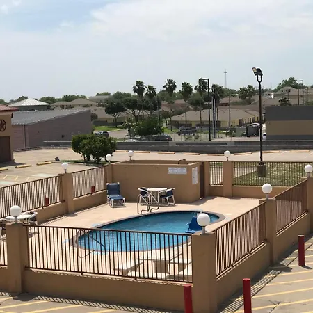 Texas Inn & Suites-2