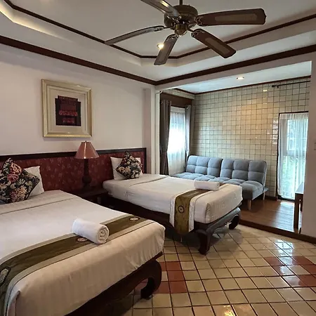 Pha Thai House-2