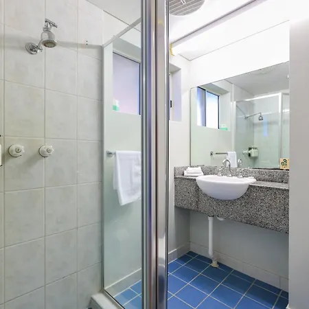 Cullen Bay Resorts-2