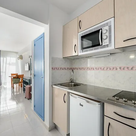 Hotel Apartamentos Vibra Central City - Adults Only-2