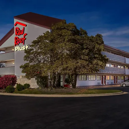 Red Roof Inn Plus Chicago - Hoffman Estates-3